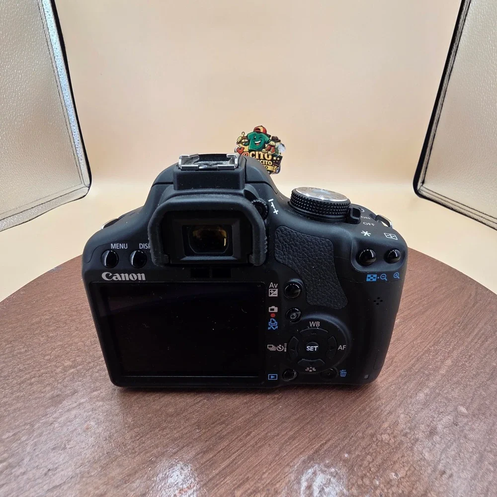 Canon EOS Rebel T1i 500D DSLR Camera with 18-55mm IS Lens Lowepro Bag Bundle